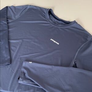 Patagonia UPF 50 Sun Protection Men's Blue Long Sleeve Shirt